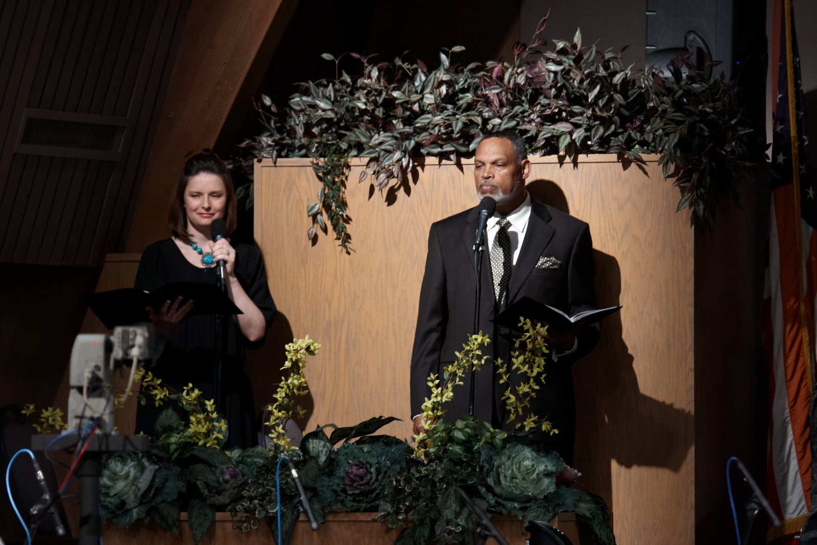 090321_190751_IMG_5599_40D1_2009_Winterfest.jpg